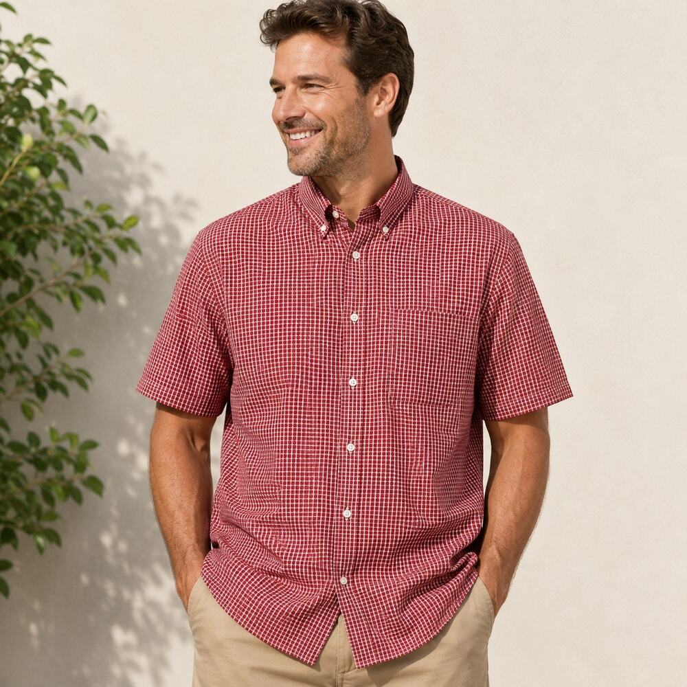Eddie Bauer Men’s Large Red Check Button Down Short Sleeve Shirt 100% Cotton
